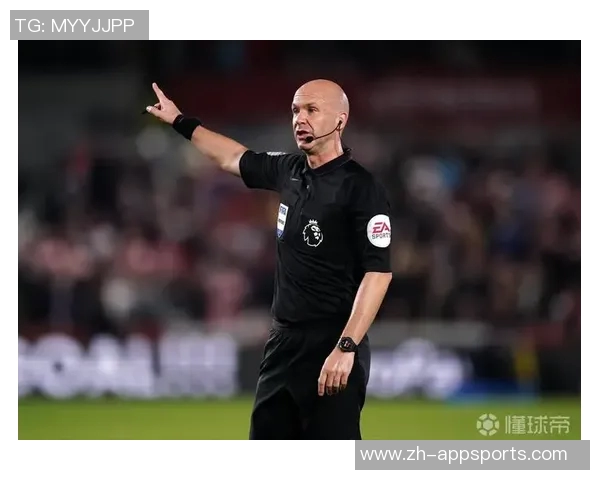 从狱警到全职裁判安东尼泰勒谈两份工作的相似之处与挑战