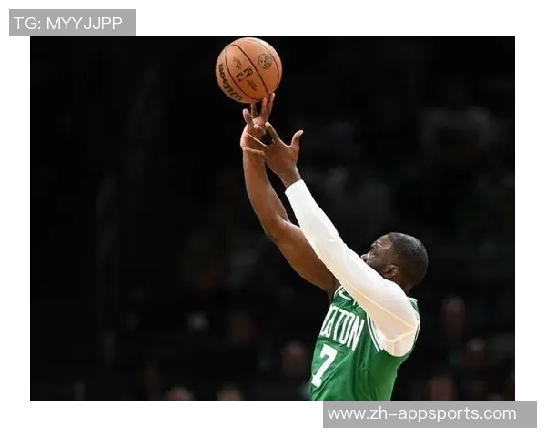 豪泽盛赞布朗连续八场得分超30他在场上如鱼得水随心所欲