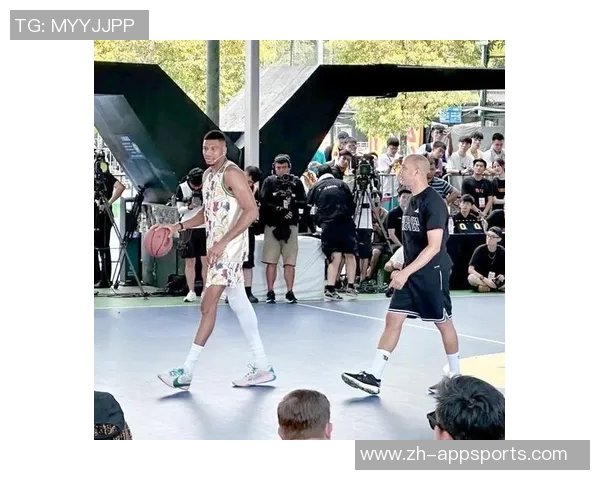 文班谈字母哥未来发展:我无法评判但期待他新篇章的精彩表现