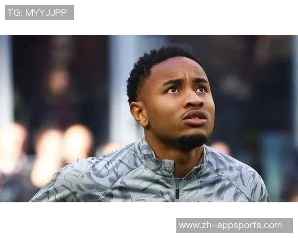 恩昆库希望继续效力AC米兰经纪人与费内巴切并无接触